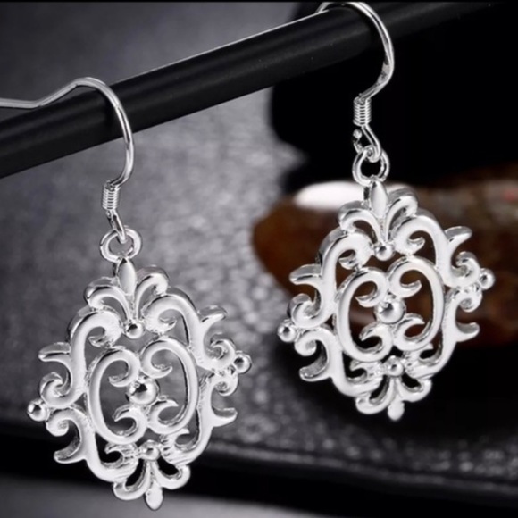 NEW Sterling Silver Fluer De Lis French Hook Dangle Earrings Genuine .925 - Picture 4 of 6